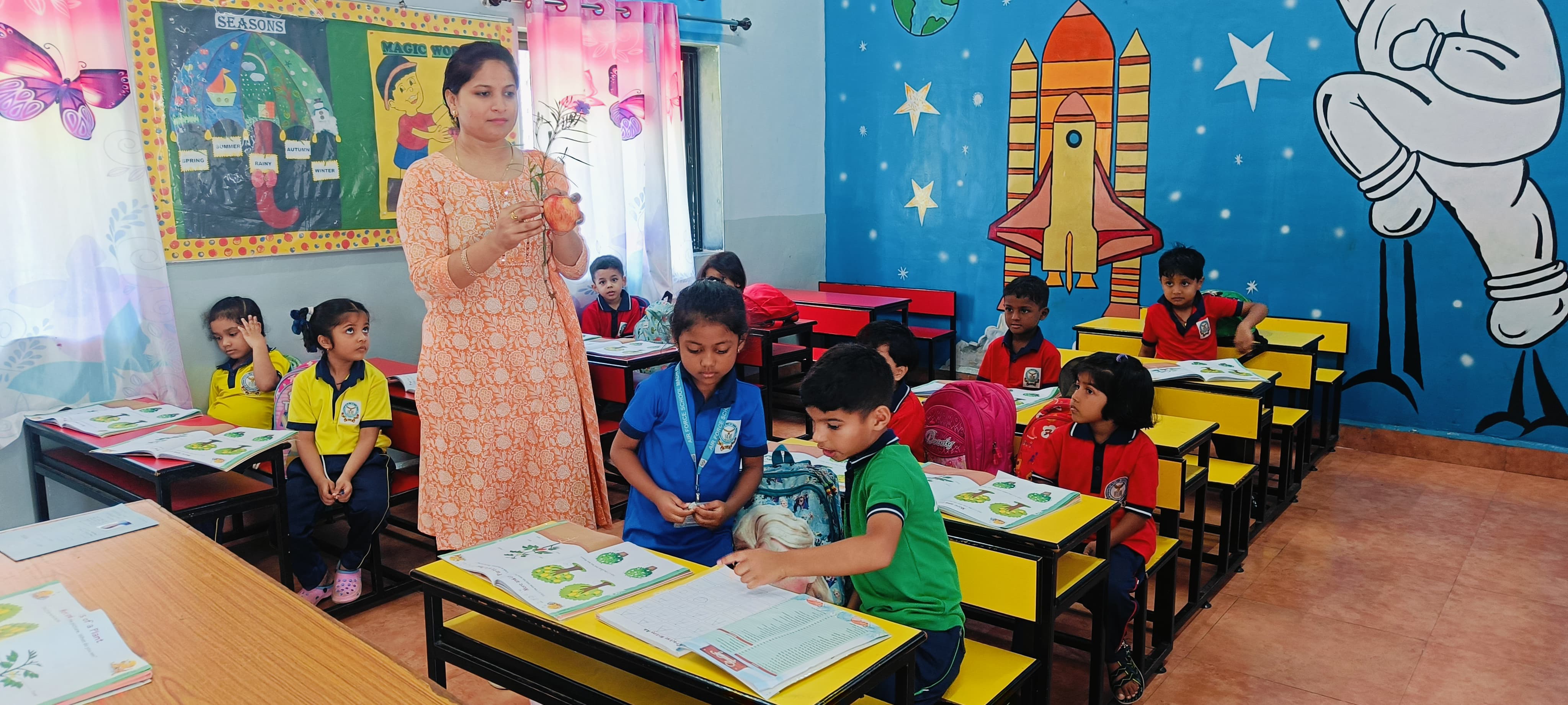 Hybrid mode of learning